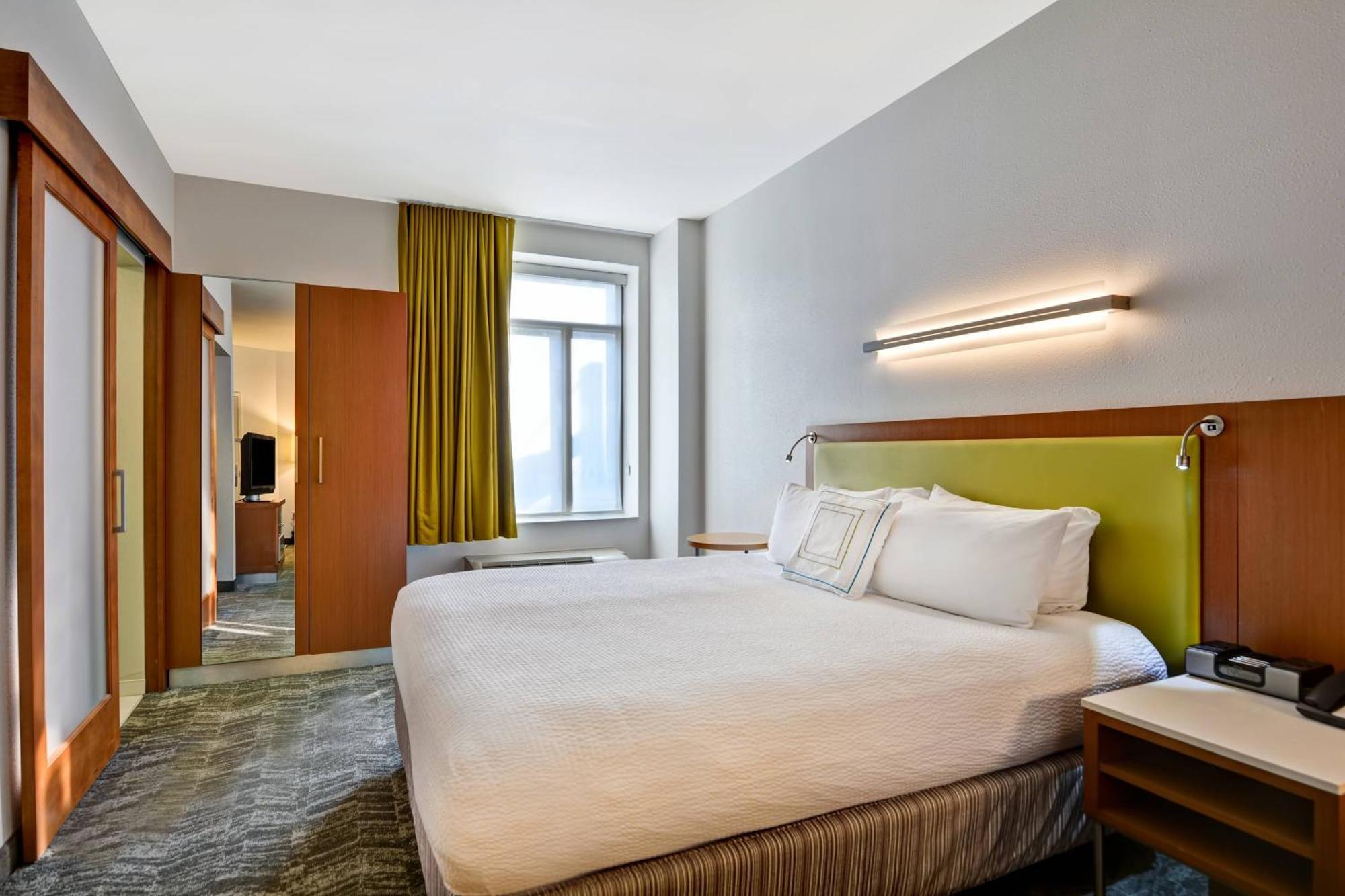 Springhill Suites By Marriott Cincinnati Midtown Exterior foto