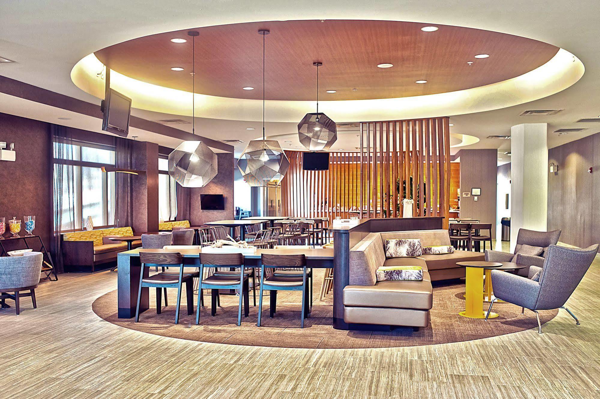 Springhill Suites By Marriott Cincinnati Midtown Exterior foto